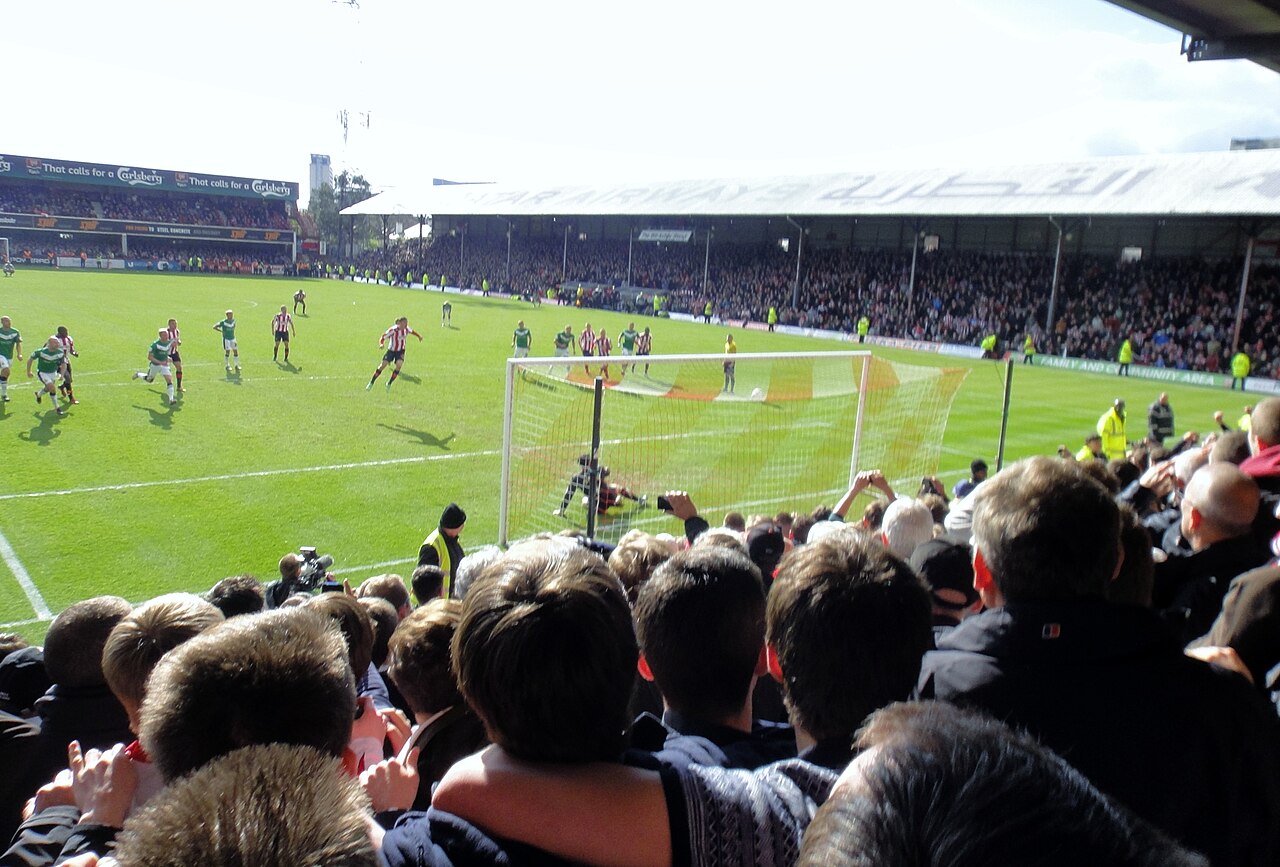 Connor's Long-Range Attempt Falls Short as Leeds Miss Dramatic Final-Minute Penalty Kick